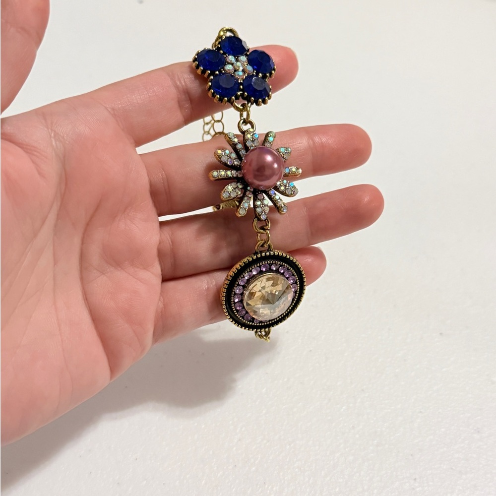 Elegant Multicolor Bracelet with Antique Gold Accents - Picture 7 of 7